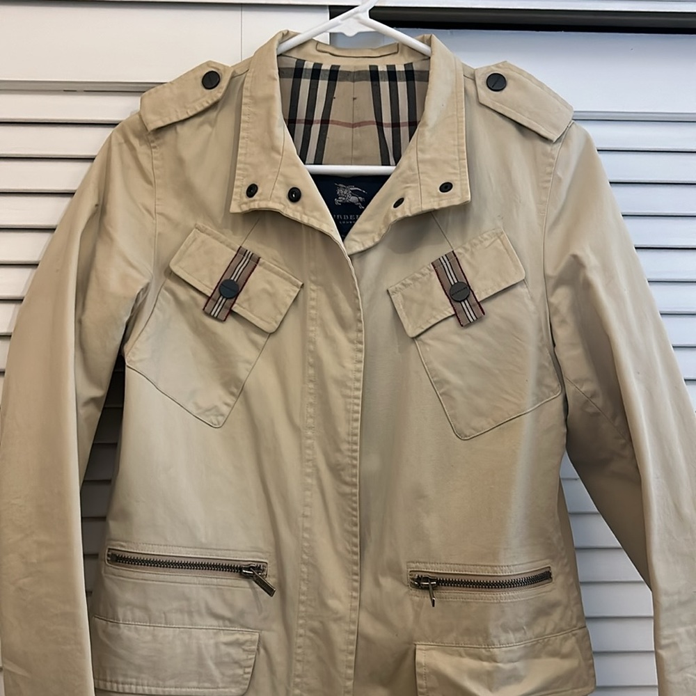 Burberry coat - Picture 5 of 7